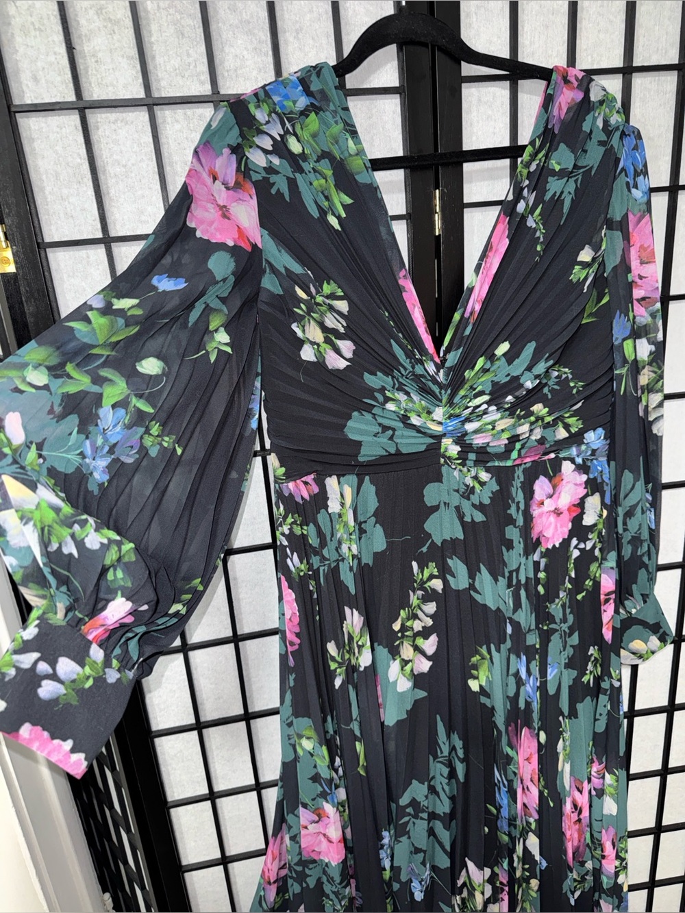 Badgley Mischka pleated floral gown size 14 - Picture 6 of 11